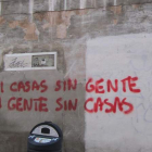Uno de los lemas atribuidos al grupo de movilización social Stop Desahucios León.