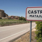El cartel de entrada a Castrillo de Matajudíos, en una foto de archivo.