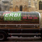 Uno de los camiones suministradores de pellets de Erbi.