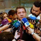 Emiliano García-Page, tras su reunión de este viernes con Pedro Sánchez en la sede del PSOE.