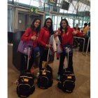 Sara, Andrea y Carolina ayer, antes de iniciar el viaje a Las Vegas.