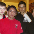 Silva, Sumba y Ormeño, los tres púgiles leoneses, y a la derecha el entrenador Alfredo Arrojo.