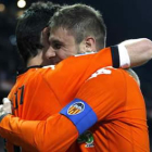 Joaquín, derecha, celebra su segundo gol con Aduriz.