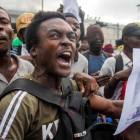 Manifestantes protesan en Puerto Príncipe, capital de Haití.