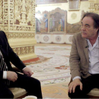 Vladimir Putin y Oliver Stone, en la serie documental que estrena en España la plataforma de pago Movistar+.