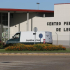 La cárcel de Villahierro, en Mansilla de las Mulas, donde está en prisión preventiva el monitor.