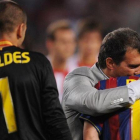 Laporta felicita a Messi tras ganar la Supercopa del 2009.