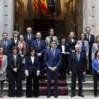 El presidente del Gobierno junto a sus ministros. DALMAU
