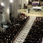 Vista general de la catedral de la Almudena donde tuvo lugar el funeral de Estado por las 192 víctimas del atentado de hace diez años.