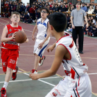 El Colegio Leonés A se enfrentó a un combinado formado por jugadores del resto de equipos. MARCIANO