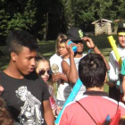Varios jóvenes participando en algunas de las actividades de la fundación Juan Soñador.