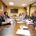 Visita de CCOO y UGT a la delegada del Gobierno para pedir la Mesa por un Futuro para León. LETICIA PÉREZ