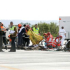 Un momento de la operación simulada de rescate de accidente aéreo en La Virgen del Camino.