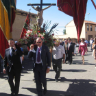 Un momento de la procesión de ayer en Lorenzana.