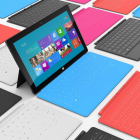 Imagen de la nueva tableta de Microsoft, con una funda desplegable que se convierte en teclado.