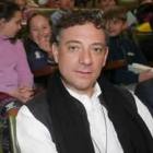 El escritor, músico, pintor y grabador villafranquino, en el homenaje que le dedicó el colegio Maris