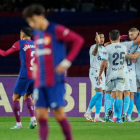 Los jugadores del Girona celebran el gol del delantero ucraniano Artem Dovbyk al Barcelona. SIU WU
