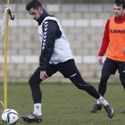 Viti entrenó ayer junto al resto de sus compañeros tras caerse de la lista el mismo domingo. jesús f. salvadores