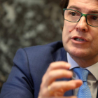Alfonso Fernández Mañueco, ayer en la sede de Diario de León durante la entrevista. RAMIRO