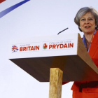 May pronuncia un discurso durante el congreso de primavera del Partido Conservador en Cardiff (Gales), el 17 de marzo.