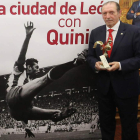 Quini tiene muchos vínculos con León y hoy realizará el saque de honor en el Cultural-Sporting. RAMIRO