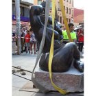 La estatua en la plaza obispo Alcolea..