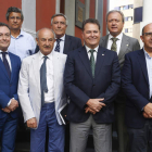 Los representantes de las cámaras de León y Gijón, con los de la Diputación y Ayuntamiento. CAMPILLO