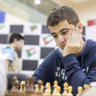 El ajedrecista leonés Jaime Santos sigue en busca de ofrecer su mejor juego sobre el tablero. RAMIRO