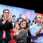 Pedro Sánchez, Carmen Calvo y José Manuel Franco el jueves en Alcorcón (Madrid), en un acto de la campaña contra el machismo.