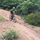 Didier en pleno descenso en un tramo de la prueba.