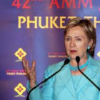 La jefa de la diplomacia de EE.UU., Hillary Clinton, ayer durante una rueda de prensa.