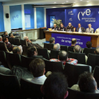 Representantes de las veintidós asociaciones de transportistas se reunieron ayer en Valladolid.