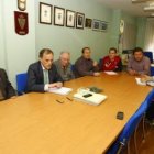 Maté se reunió con el fútbol leonés en la Delegación.