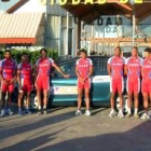 Los miembros de la selección cubana posan para la fotografía