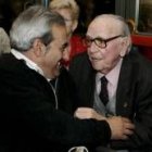 El artista Ramón Villa y el escritor Victoriano Crémer