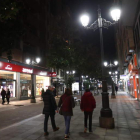 La avenida de España, ayer sin luces navideñas.