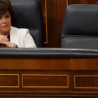 La silla del presidente Rajoy permanece vacía al inicio de la sesión de hoy.