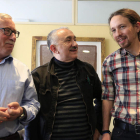 Ignacio Fernández Toxo (CC OO), Josep María Álvarez (UGT) y Pablo Iglesias se reunieron ayer. ZIPI