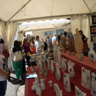 La feria de cerámica se ubica en plaza de ayuntamiento.