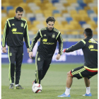 Cesc, que puede cumplir hoy 100 partidos con España, durante el entrenamiento de ayer.