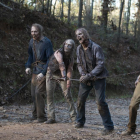 Imagen de los zombis en el final de la sexta temporada de 'The walking dead', en el canal de pago Fox.