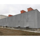 El edificio es completamente estanco y está ubicado en la calle de La Serna, próximo a las instalaciones del Ictal. MARCIANO PÉREZ