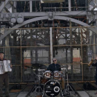 LuGotti (a la derecha), grabando el videclip del tema junto a Iván Taca (a la batería) y a su padre Alejandro (al acordeón). DL