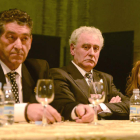 Lisandro Garcia de la Viuda, Leandro Alvarez Luna y Rosa María Quintanilla, ayer en Sahagún