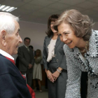 La reina doña Sofía durante la inauguración del centro de atención integral del Alzhéimer de León.