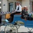 Los ancianos disfrutaron de un paseo en calesa en la clausura de Celada 2003