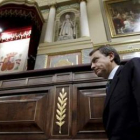 El presidente Zapatero, a su llegada a la sesión de control al Gobierno.