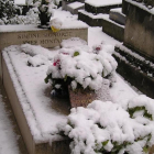 La tumba de Yves Montand y Simone Signoret, en el cementerio parisino de Père-Lachaise.
