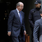 Rafael Spottorno, saliendo de la Audiencia Nacional el pasado mes de marzo, después de declarar por el caso de las tarjetas 'black' de Caja Madrid.