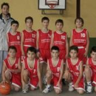 Formación del equipo del Colegio Leonés San Isidoro B que milita en la categoría premini masculino